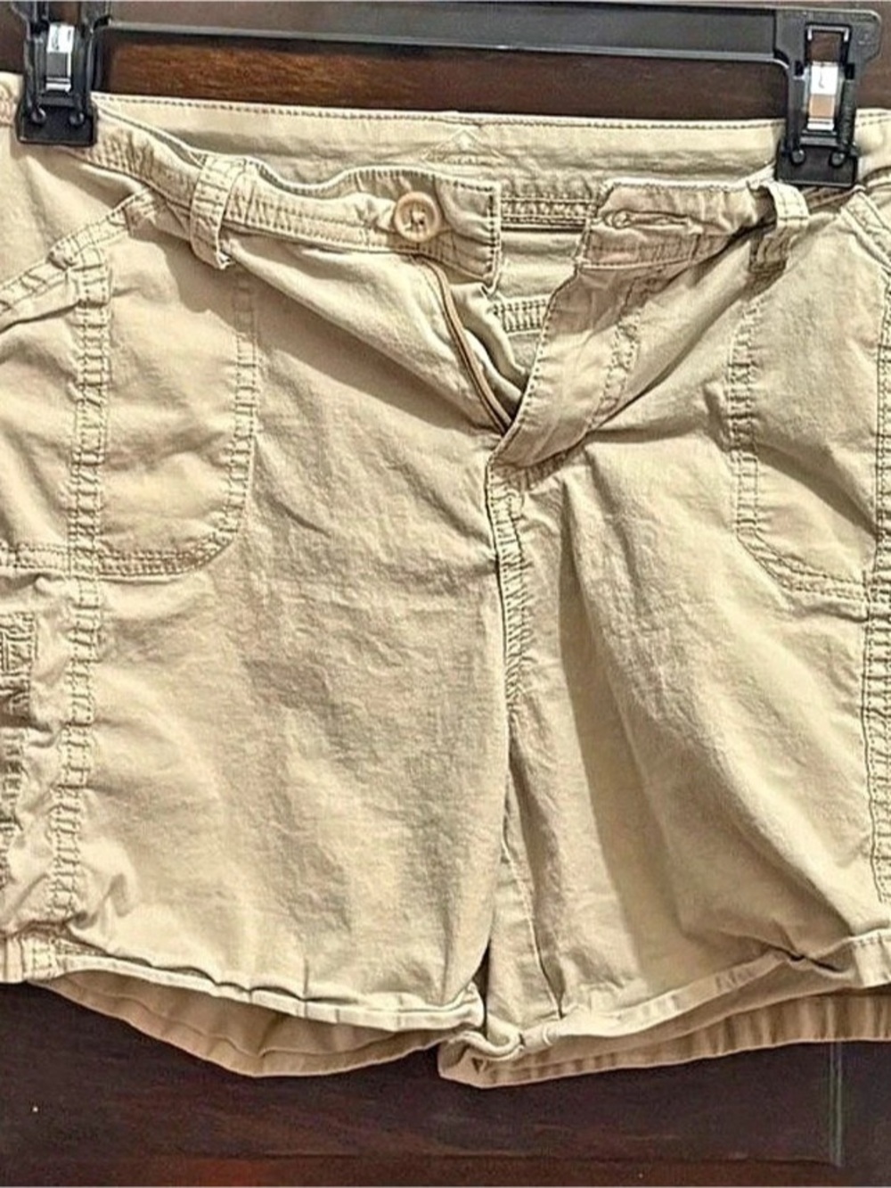 St. John's Bay Cargo Shorts in Beige Size 10